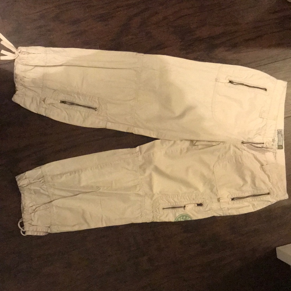 Cargo Capris